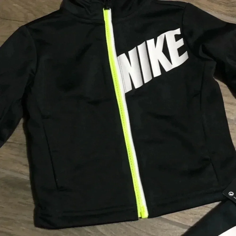 NWT Nike toddler jogger set with jacket yellow zipper streetwear activewear